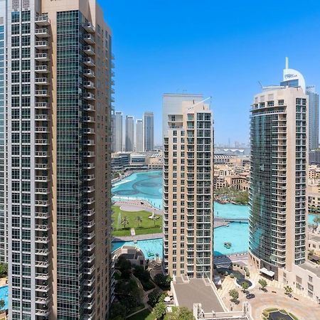 Fountain View Luxury: Downtown Dubai Apartment with Burj Khalifa Vista Exterior photo