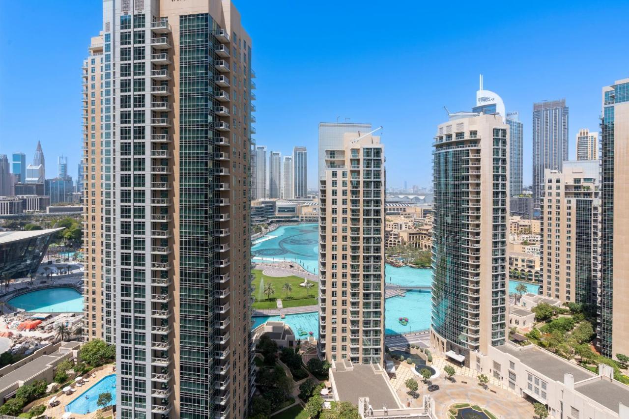 Fountain View Luxury: Downtown Dubai Apartment with Burj Khalifa Vista Exterior photo