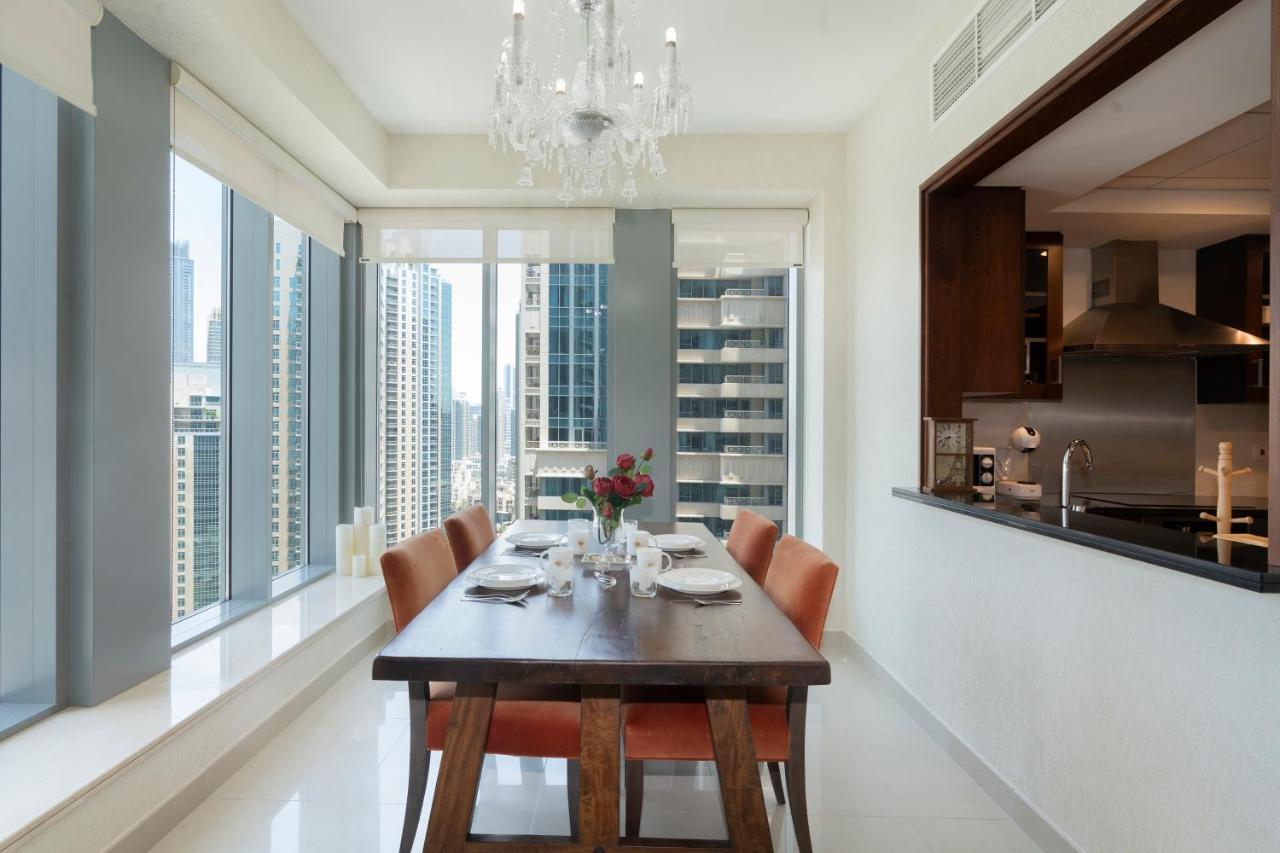 Fountain View Luxury: Downtown Dubai Apartment with Burj Khalifa Vista Exterior photo
